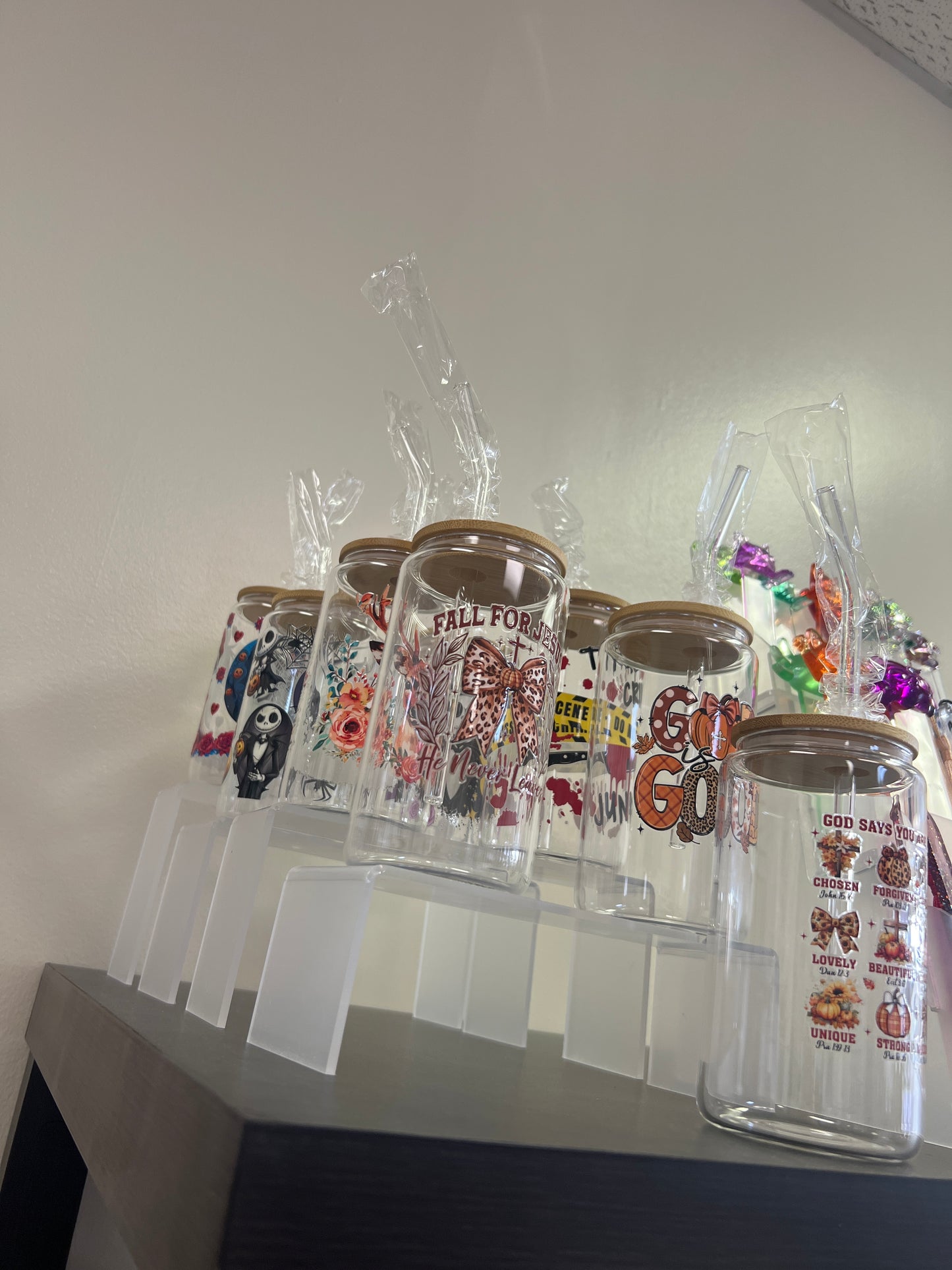 Glass cups