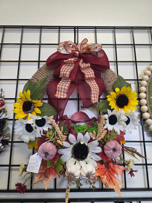 Fall wreath w/mushrooms