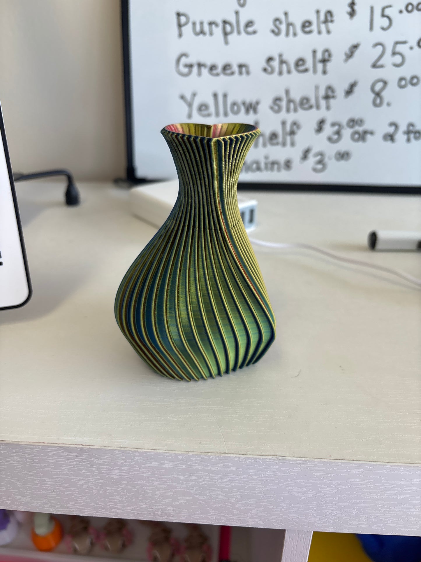 3D flower vase