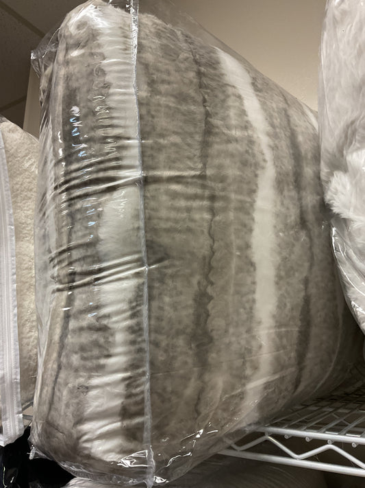 Toss pillows 2pk