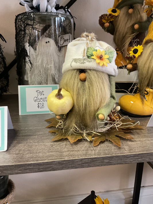 Fall pumpkin gnome