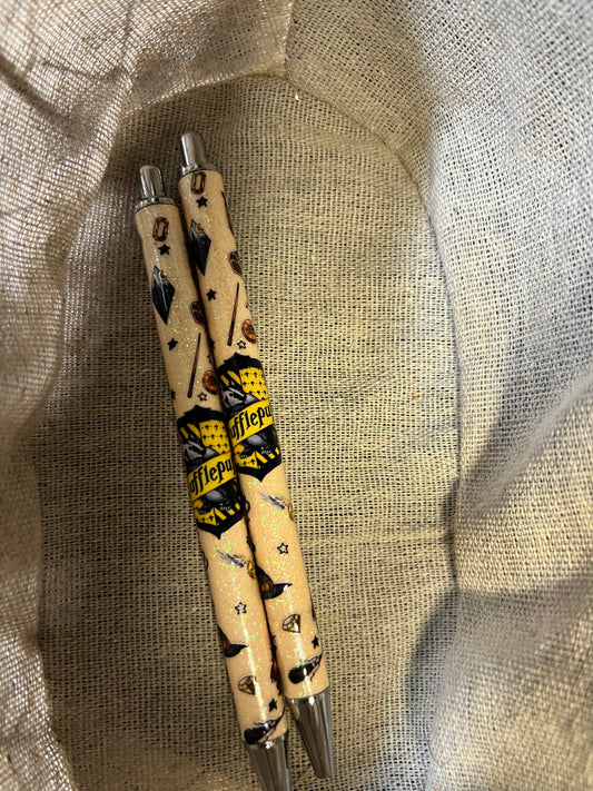 Hufflepuff pen