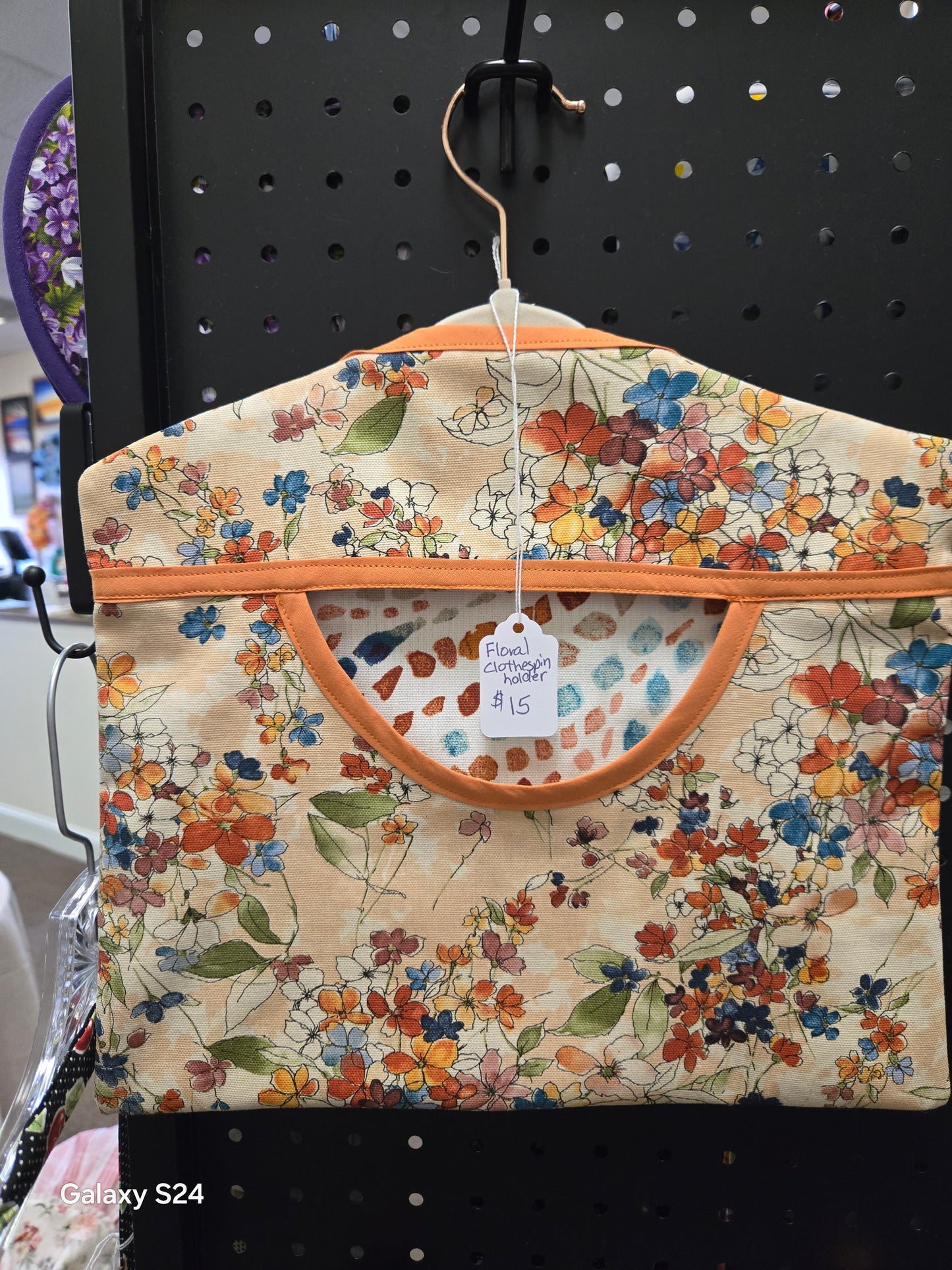 Brown Floral, Multifloral,Mushroom Clothes Pin Holders