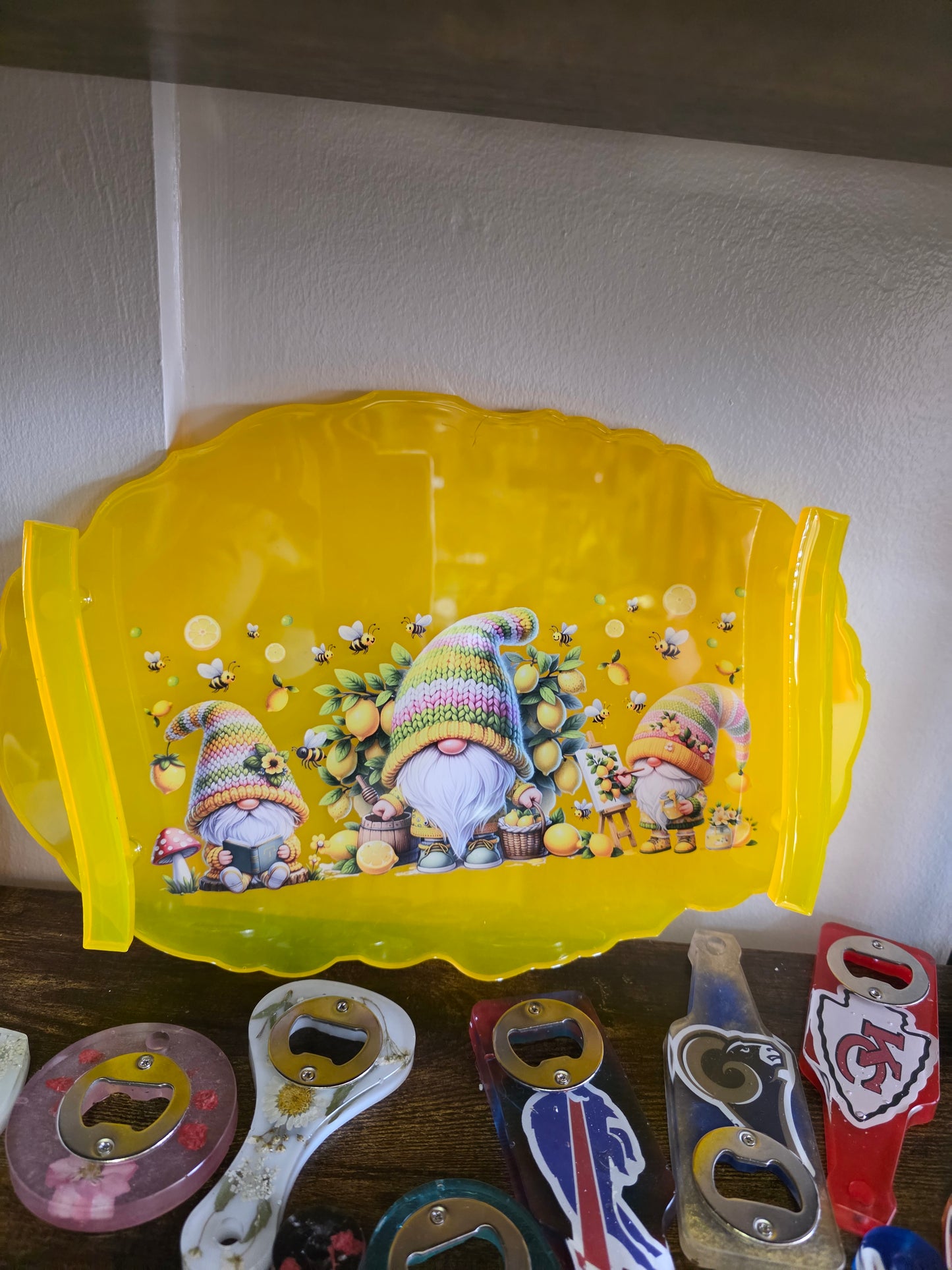 Resin serving trays